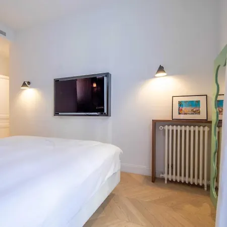 Couette-café Chambres d'hôtes - Domaine Gigou 3*